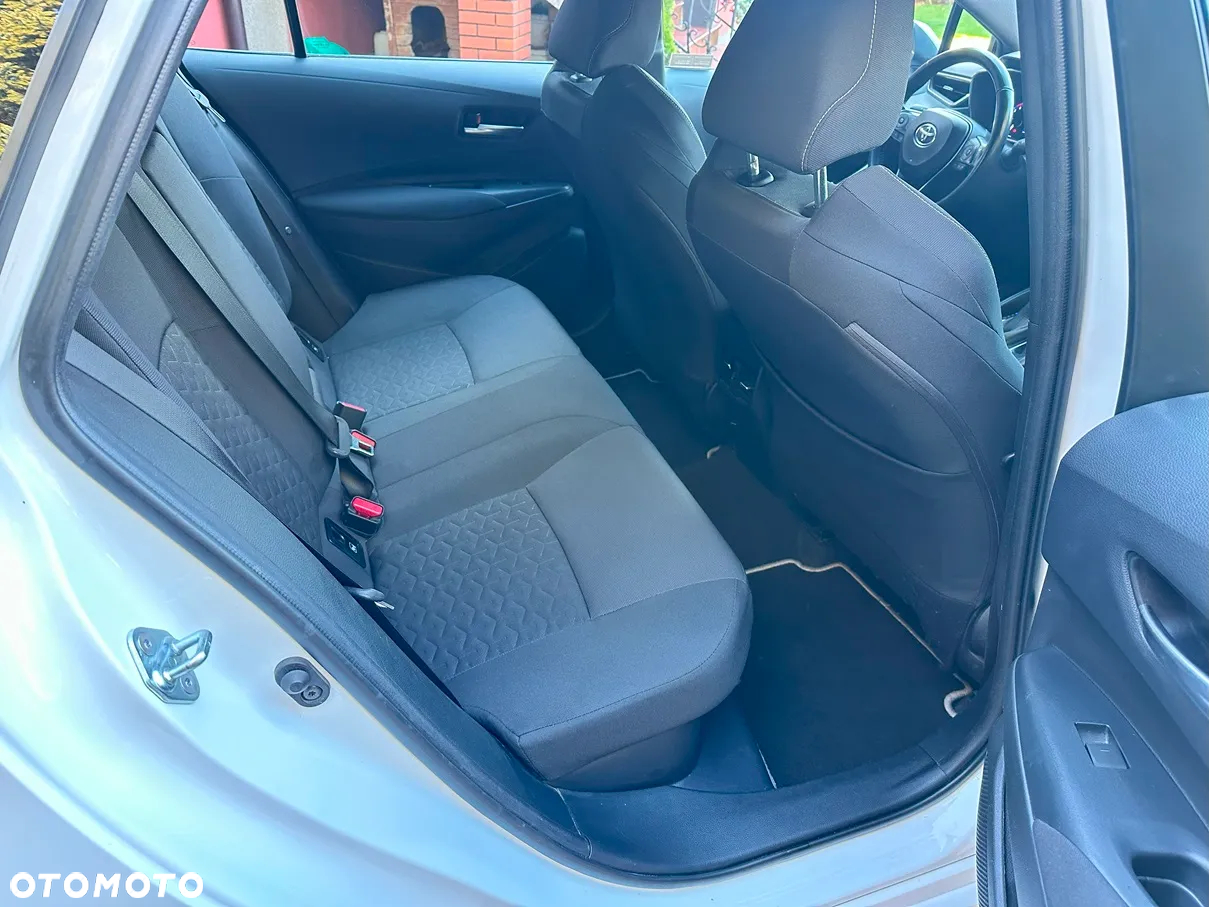 Toyota Corolla 1.8 Hybrid Comfort - 15