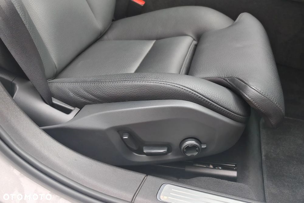 Volvo S90 B5 D AWD Ultimate Bright - 23