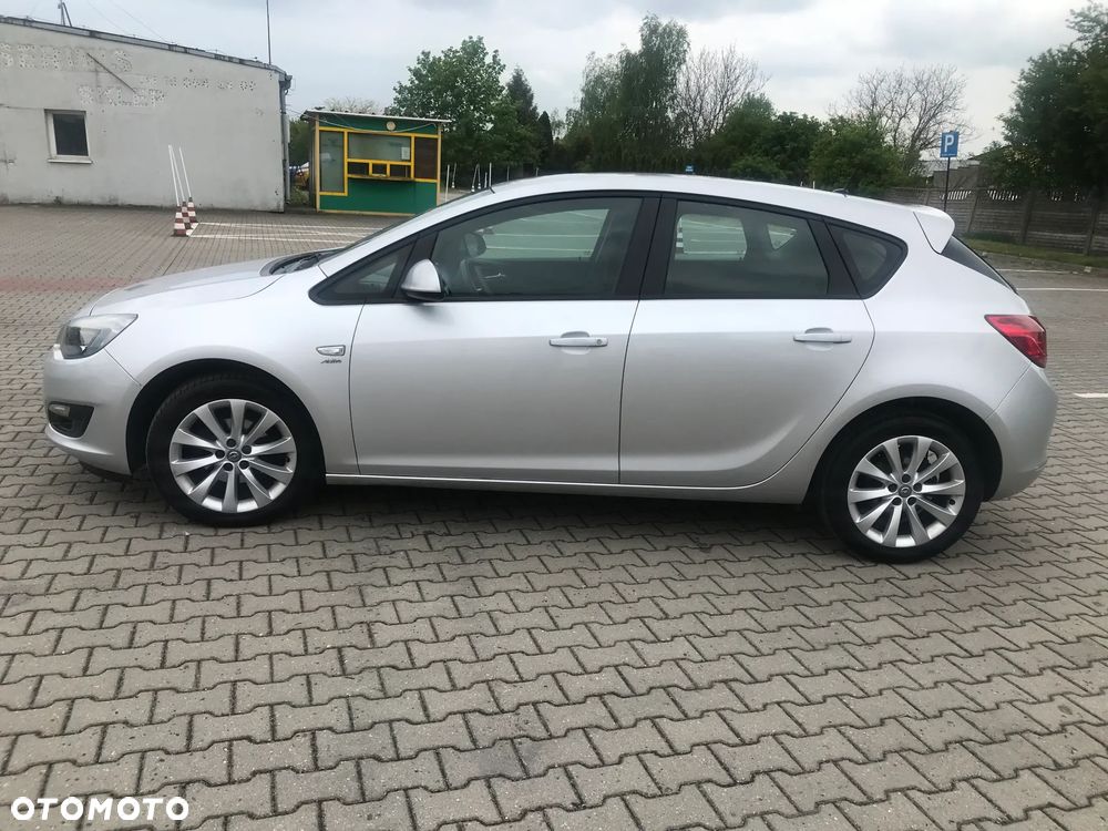 Opel Astra - 3