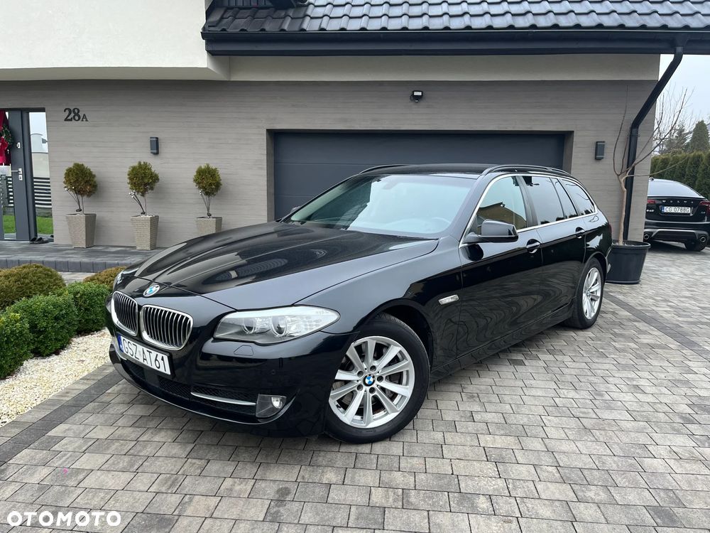 BMW Seria 5 525d Touring - 1