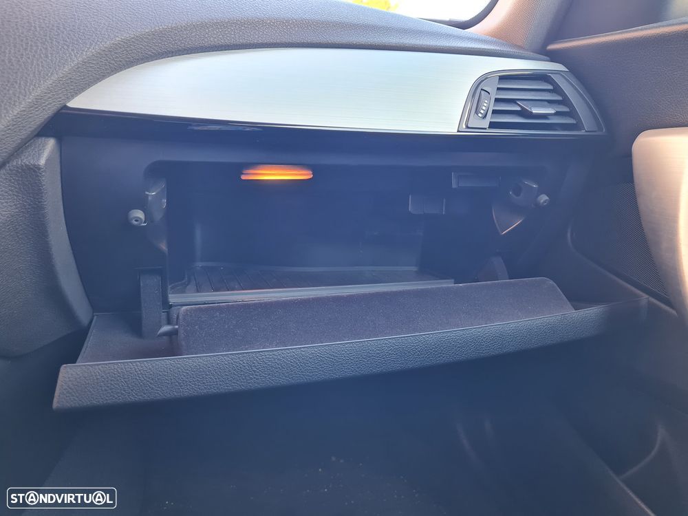 BMW 116 d EDynamics Line Sport - 16