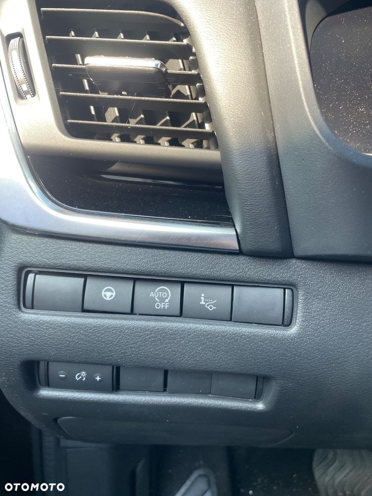 Nissan Qashqai 1.3 DIG-T N-Connecta DCT - 13