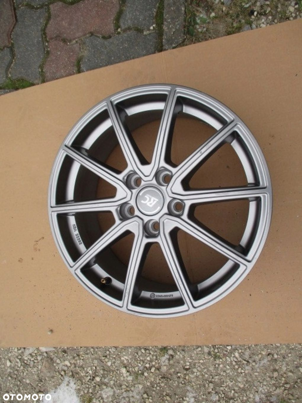 FELGA ALUMINIOWA RC-DESIGN MONDEO S MAX GALAXY RC32 7X17 5X108 ET50 - 2