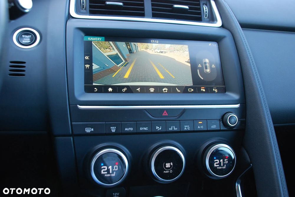Jaguar E-Pace 2.0 i4D FWD R-Dynamic S - 26