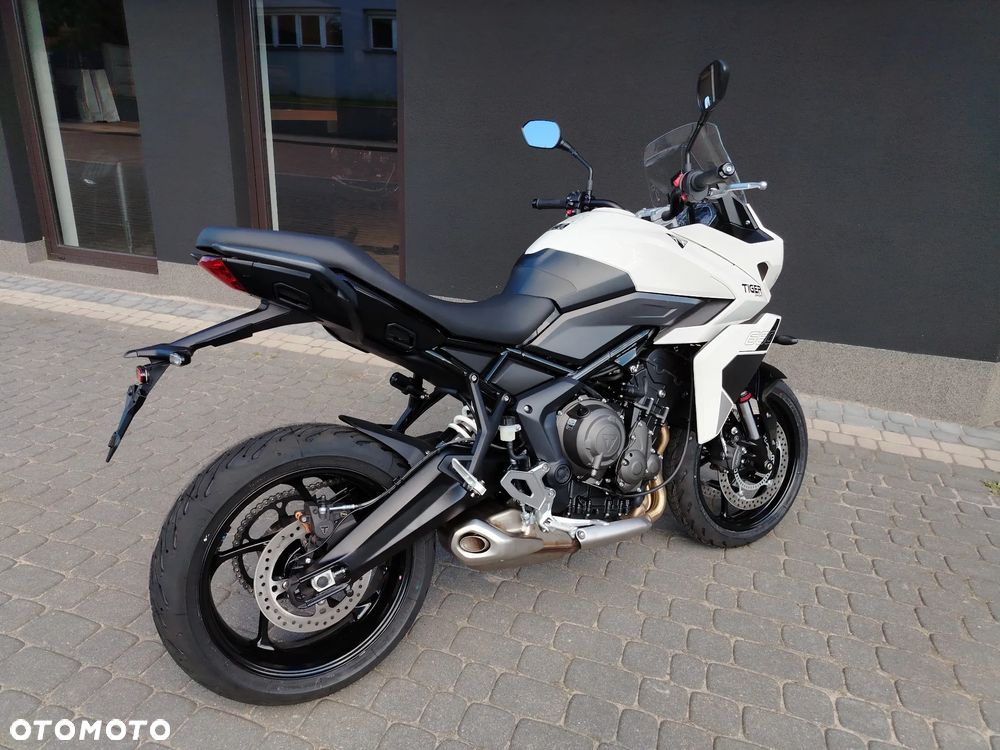 Triumph Tiger - 8