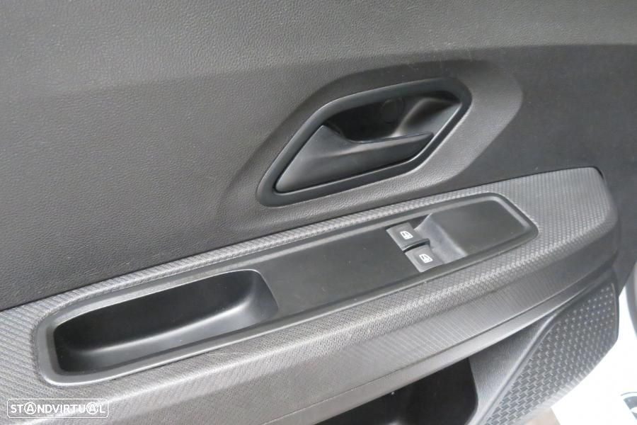 Dacia Sandero 1.0 SCe Essential - 21