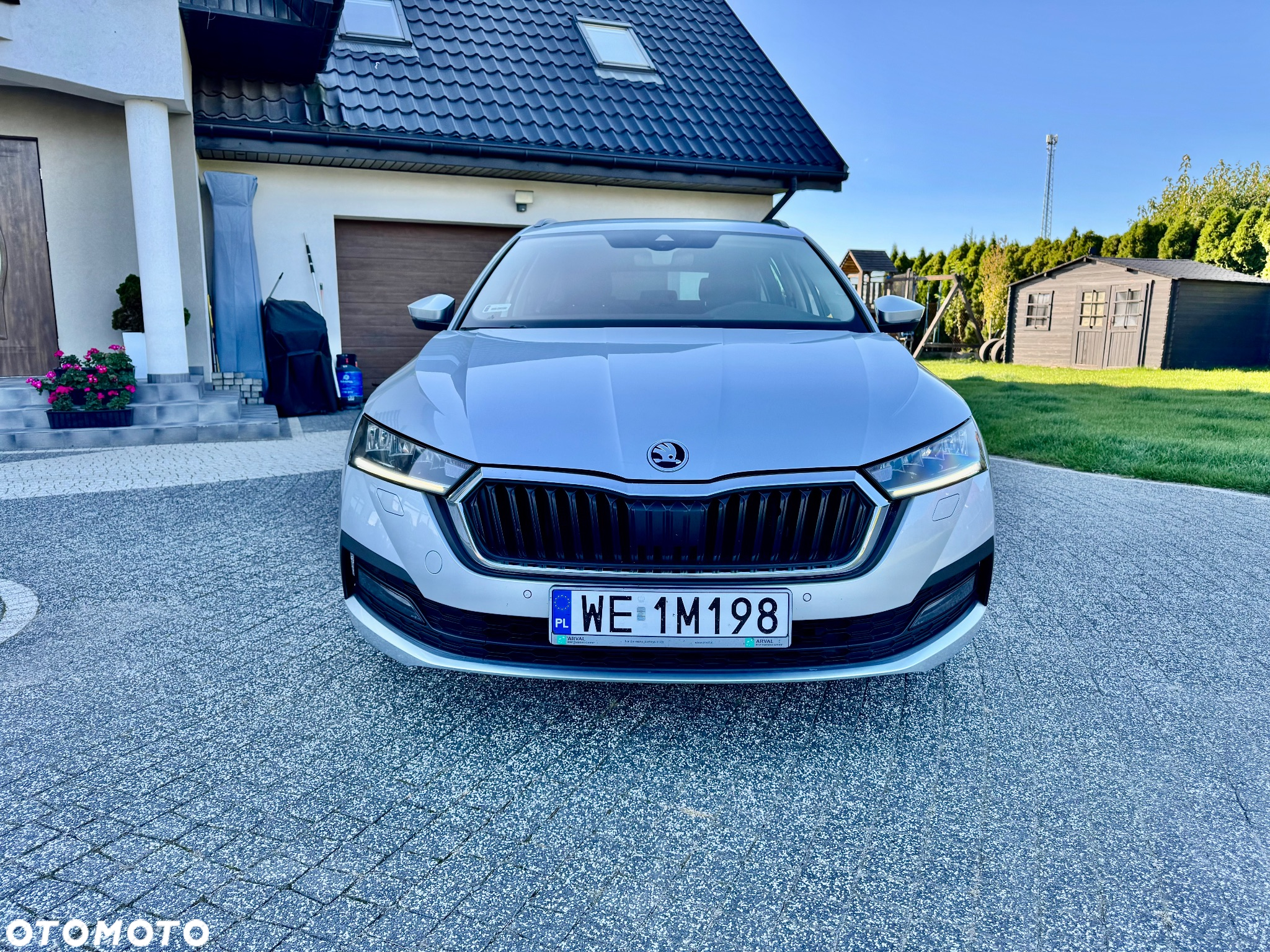 Skoda Octavia ver-2-0-tdi-scr-style - 8