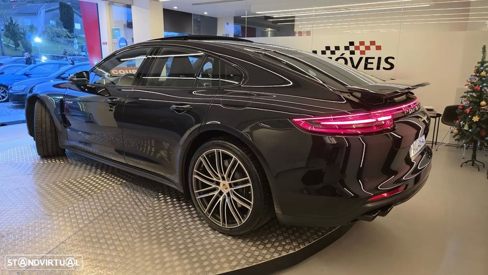 Porsche Panamera 4 E-Hybrid - 22