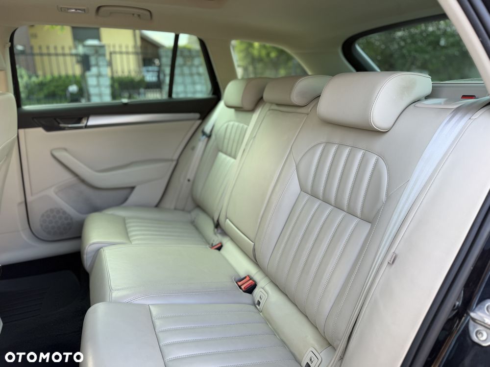 Skoda Superb 2.0 TDI Style - 24