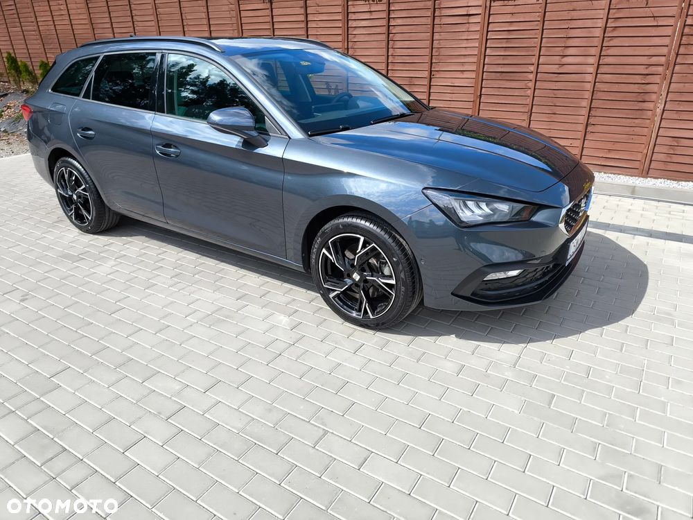 Seat Leon Sportstourer 2.0 TDI DSG Style - 4