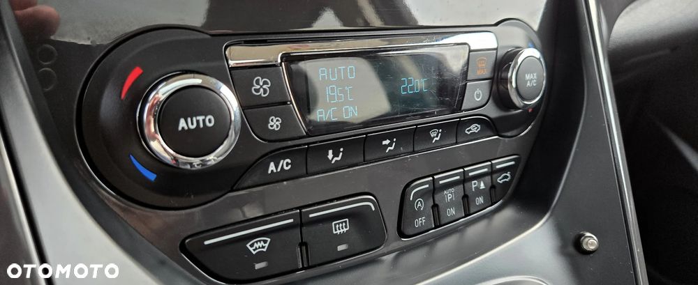 Ford Kuga 2.0 TDCi 4x4 Titanium - 30