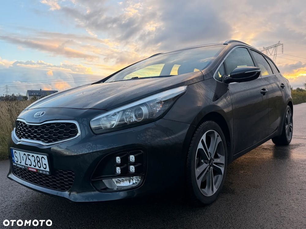 Kia Ceed 1.6 CRDi 136 DCT ISG GT Line - 17