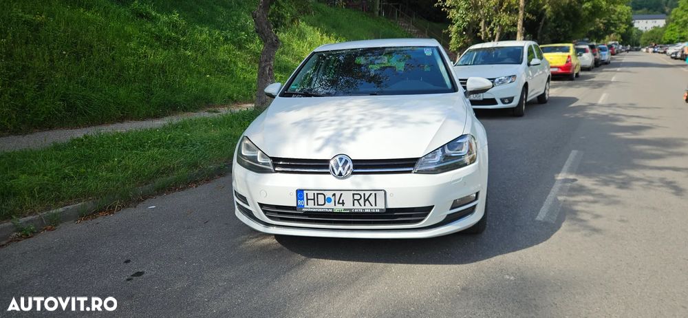 Volkswagen Golf 2.0 TDI BlueMotion Technology Cup - 5