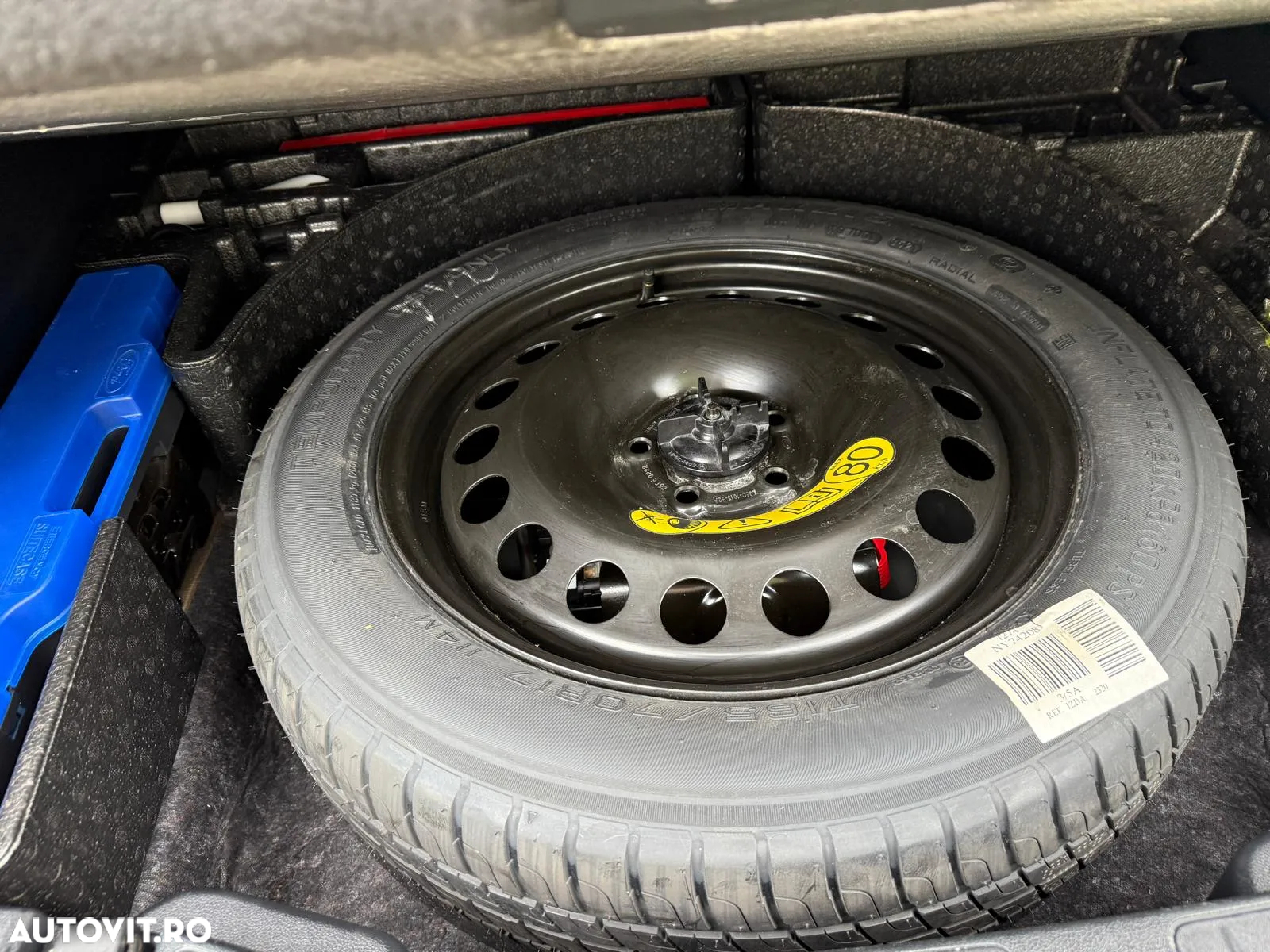 Ford Kuga 2.5 Duratec FWD FHEV Titanium - 29