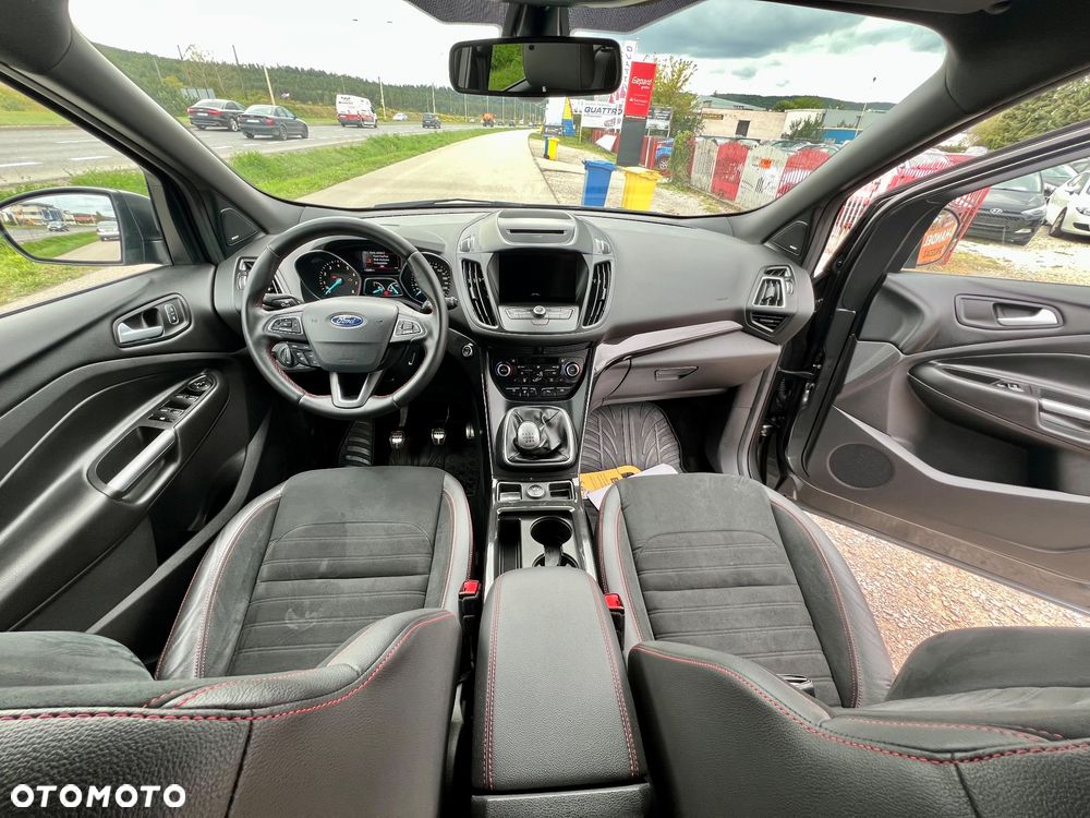 Ford Kuga 1.5 EcoBoost FWD ST-Line - 21