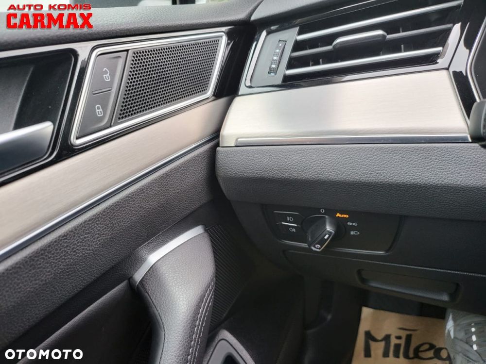 Volkswagen Passat - 27