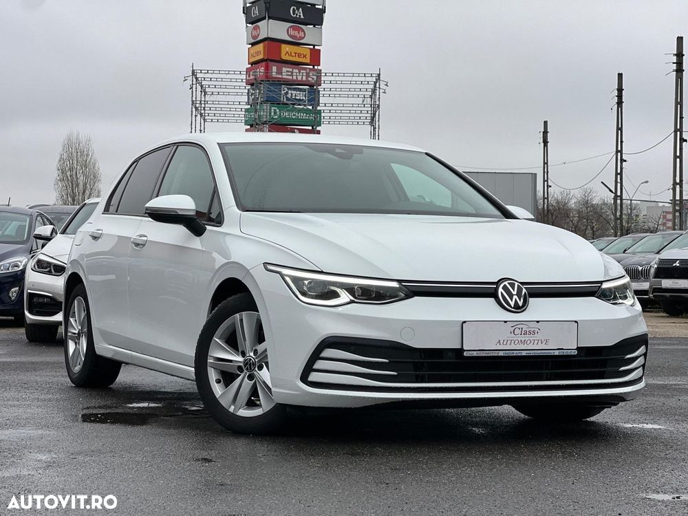 Volkswagen Golf 1.5 eTSI ACT DSG MHEV Style - 4