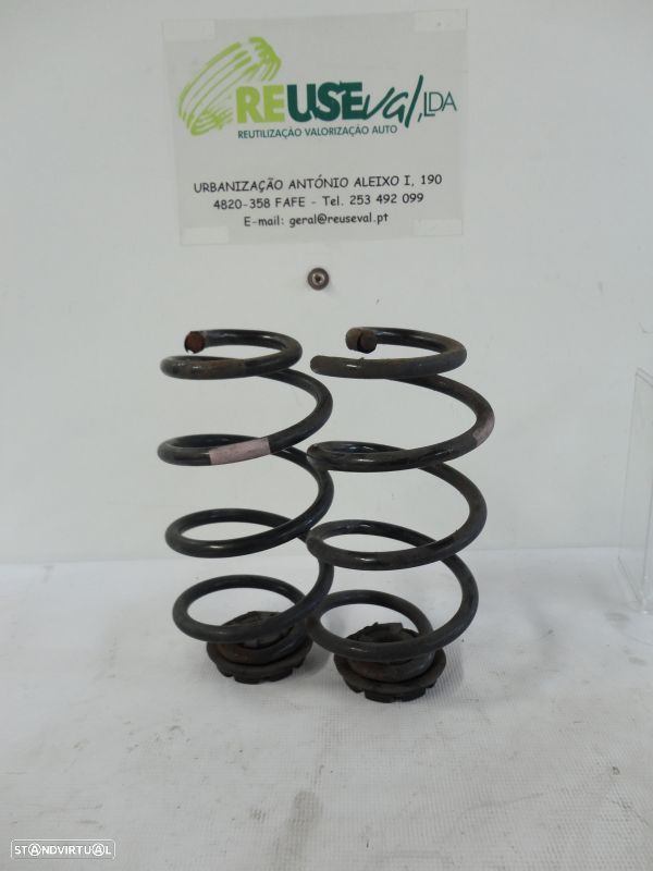 Mola Suspenção Tr Dta Nissan Note (E11, Ne11) - 1