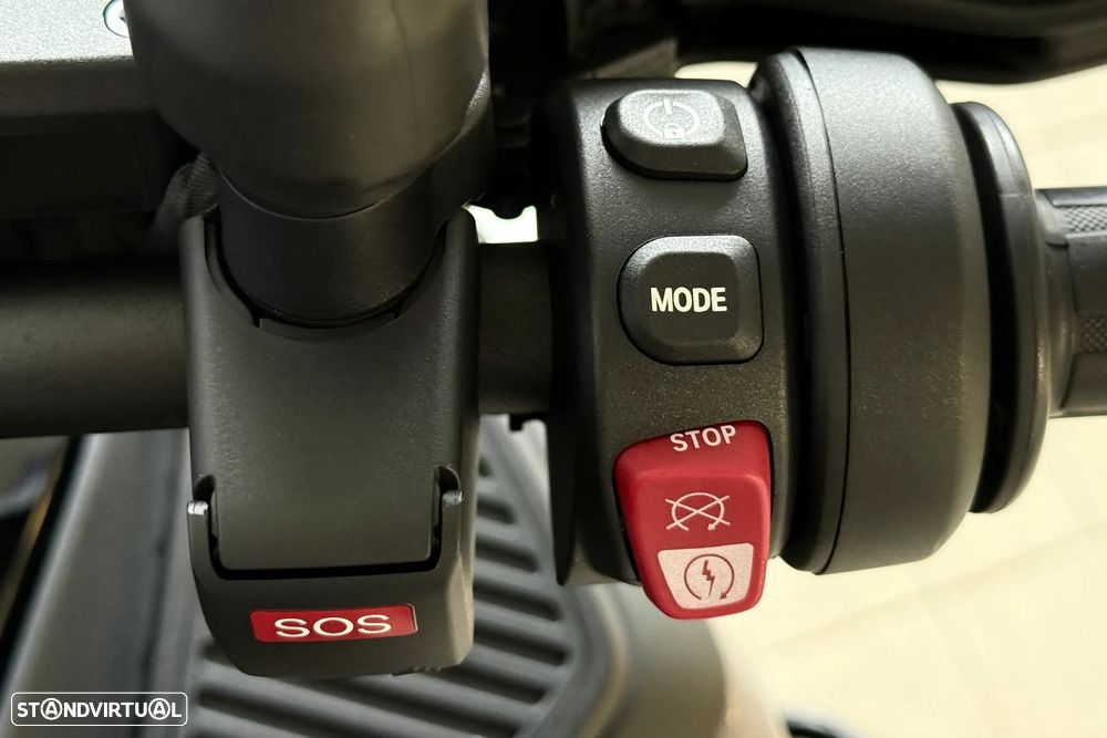 BMW R 1300 GS Adventure Triple Black - 8