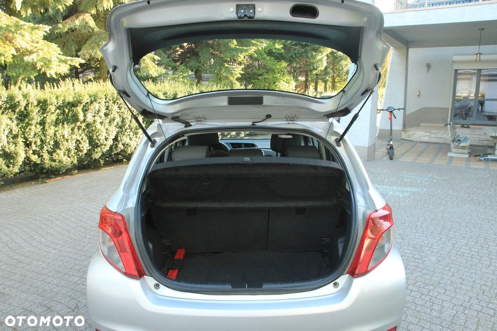 Toyota Yaris 1.33 Sol - 12