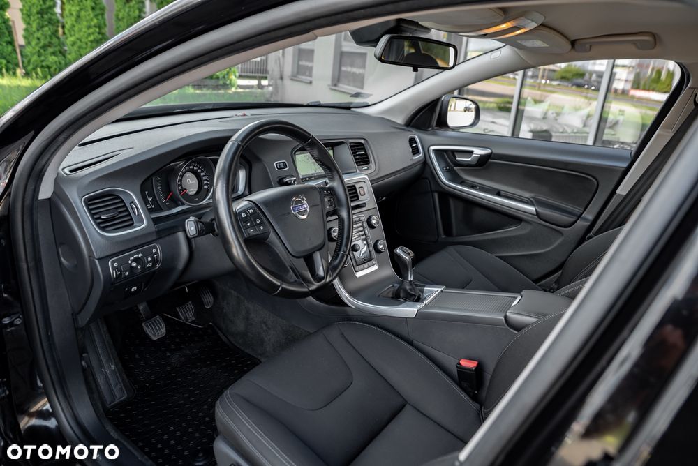 Volvo V60 D3 Linje Business - 15