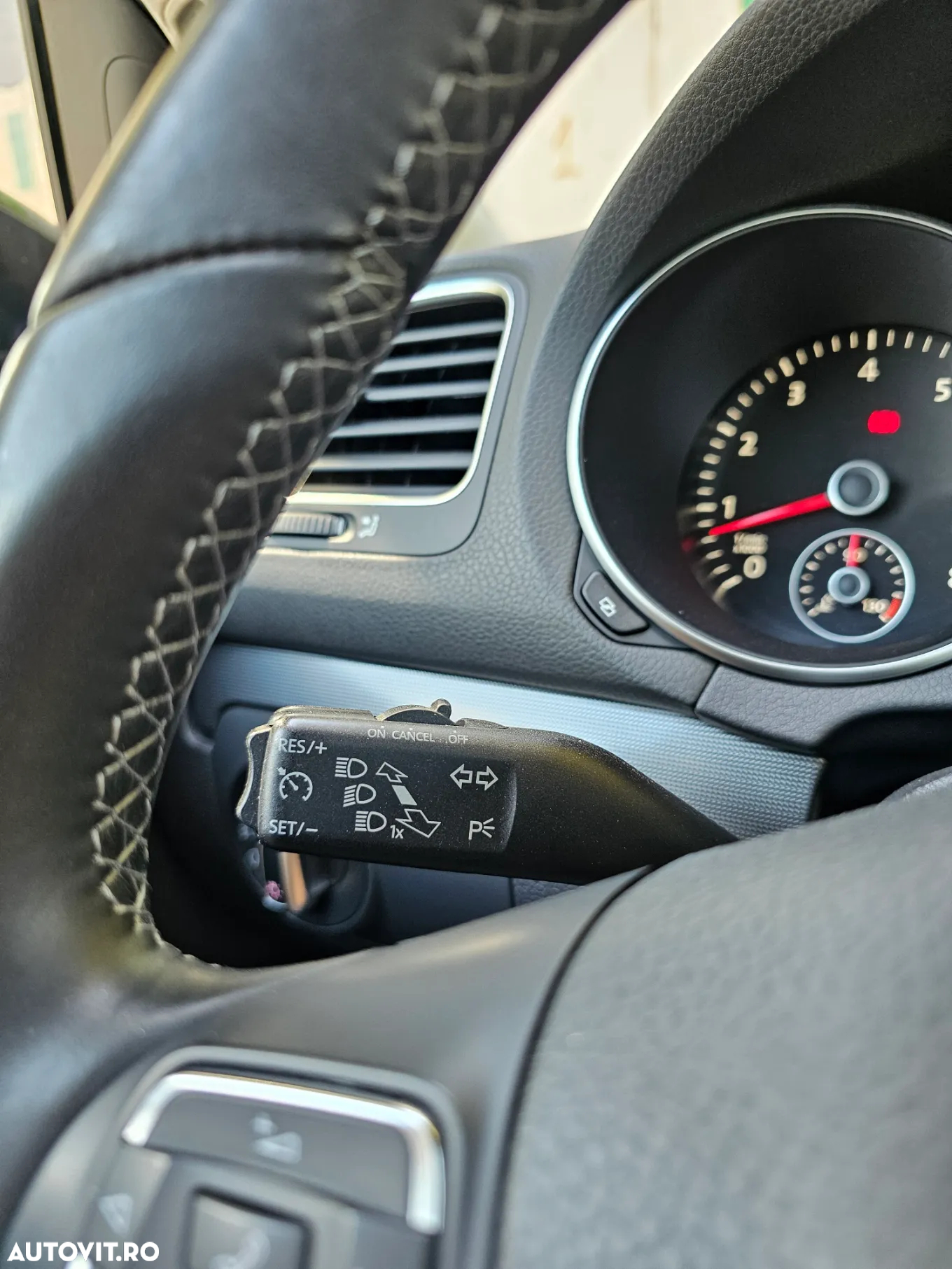 Volkswagen Golf 1.4 TSI Style - 24