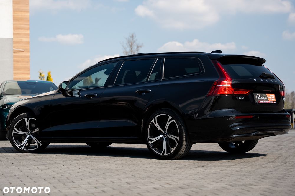 Volvo V60 B4 B DKG Ultimate Dark - 14