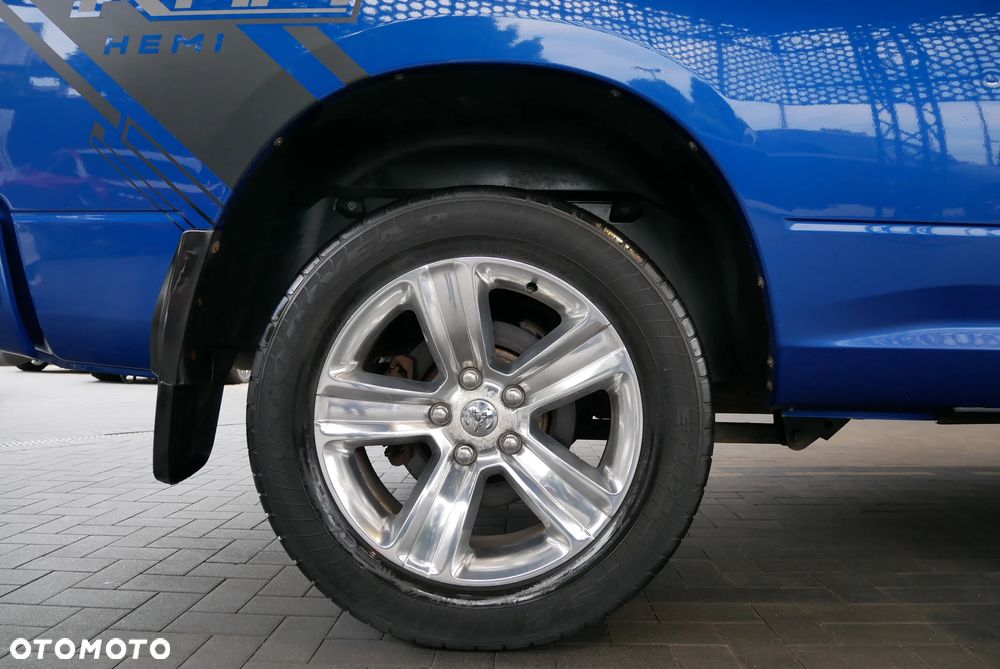 Dodge RAM - 32