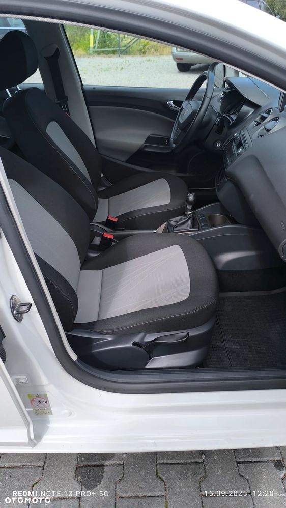 Seat Ibiza 1.4 16V Style Viva - 24