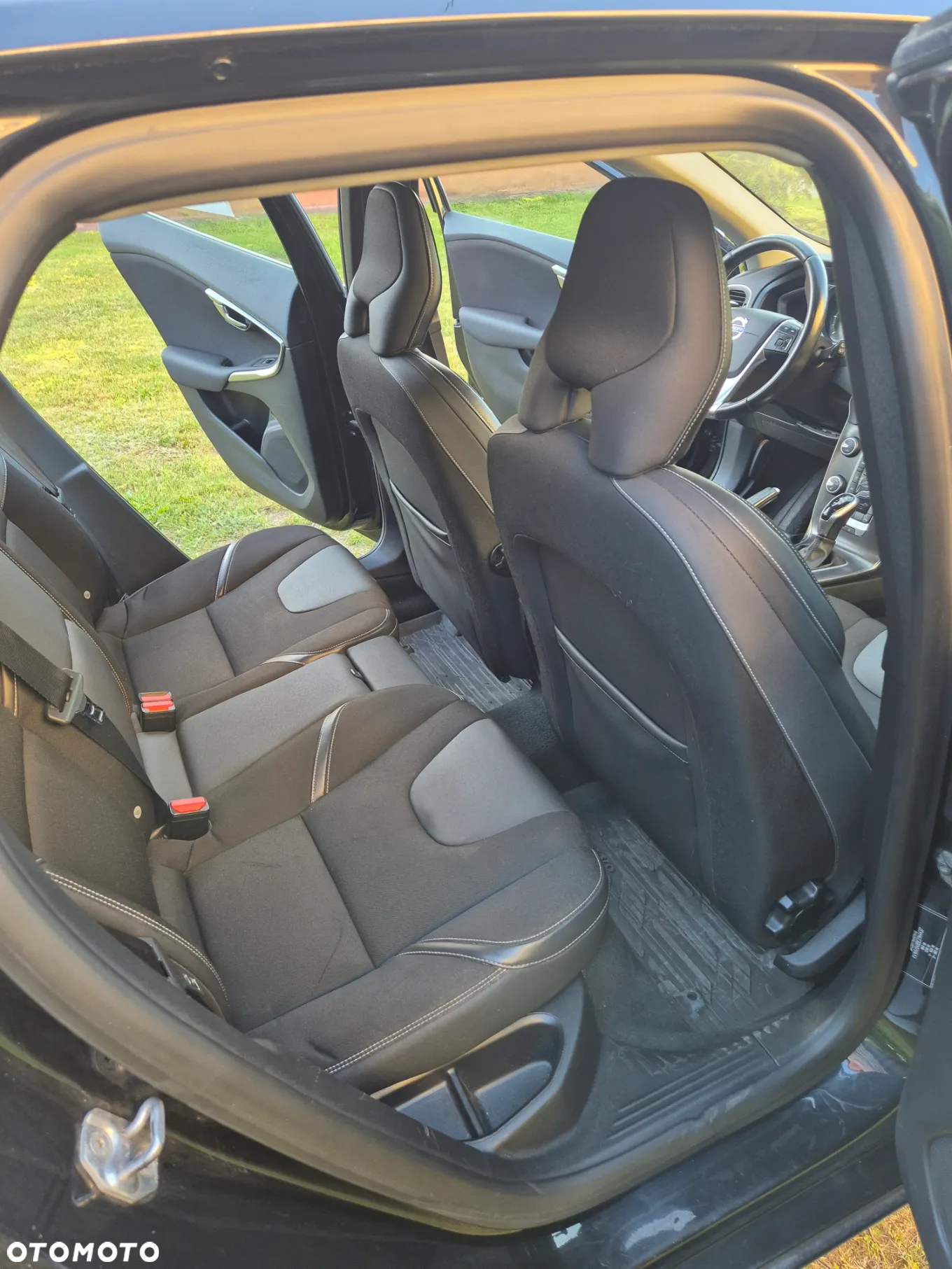 Volvo V40 D2 Momentum - 25