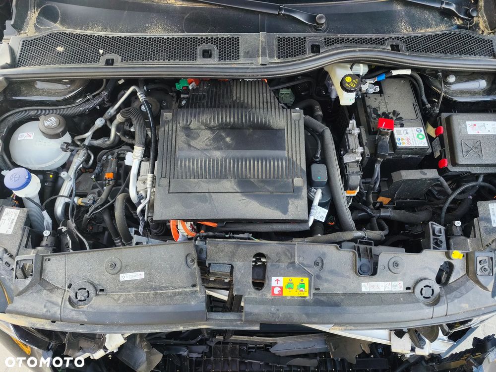 Peugeot 208 - 15