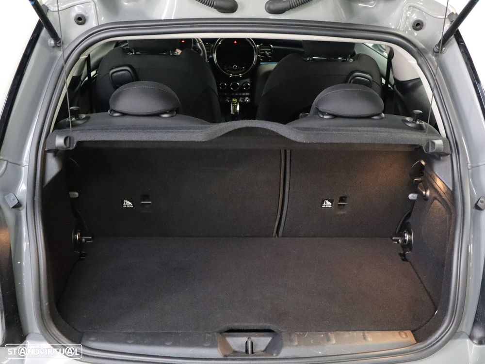 MINI 3 Portas Cooper SE Classic - 20