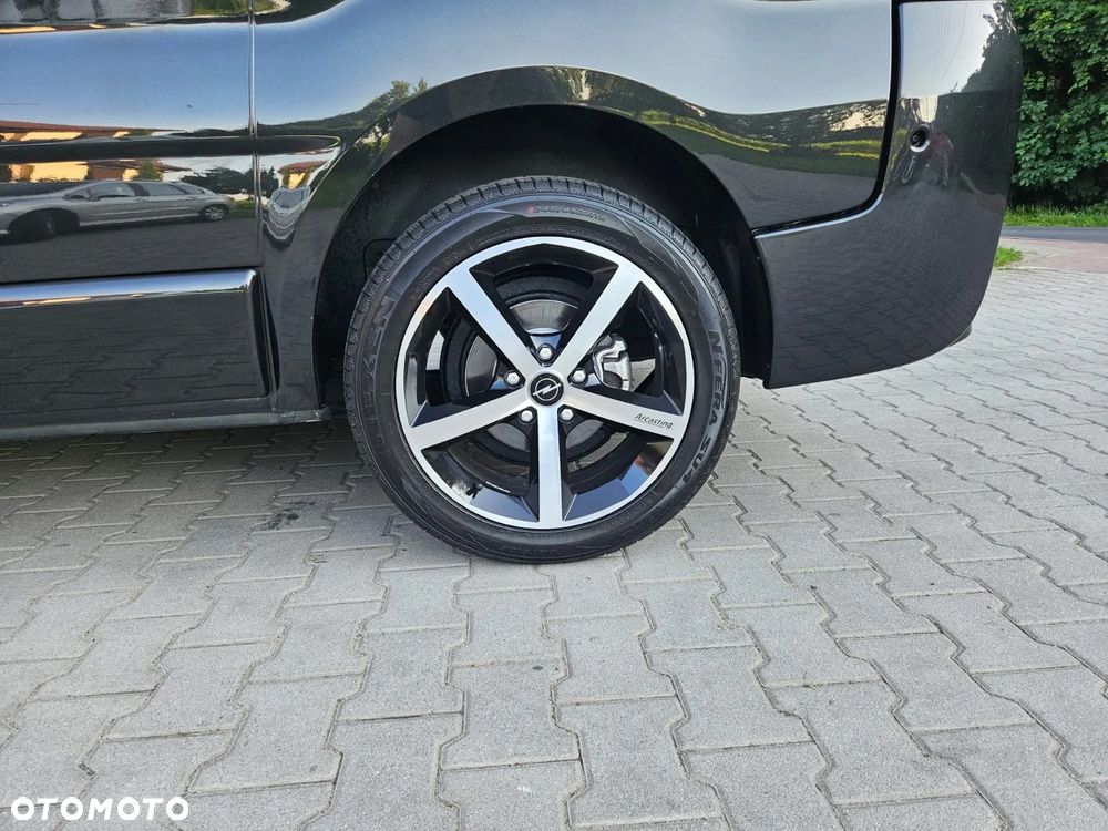 Opel Vivaro - 5