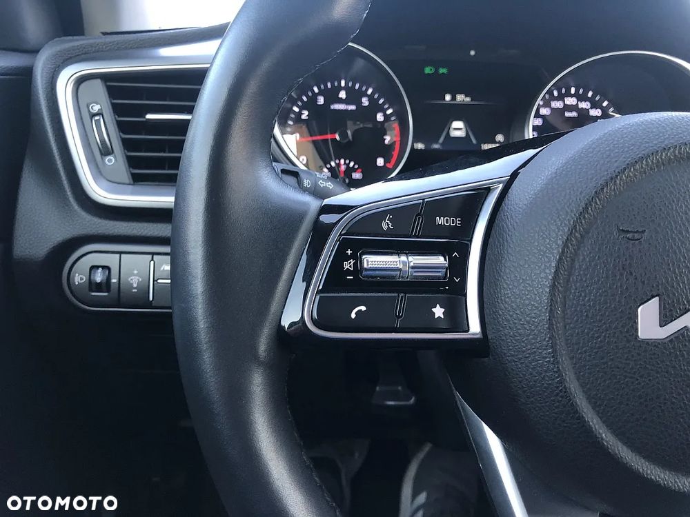 Kia Ceed 1.5 T-GDI L - 22