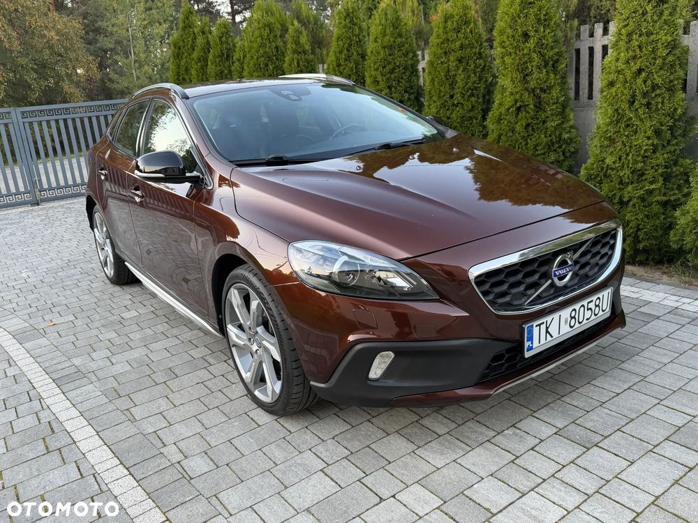 Volvo V40 Cross Country - 13