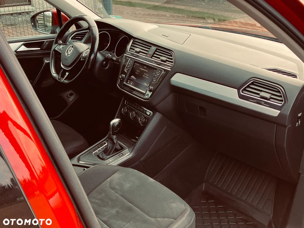 Volkswagen Tiguan ver-2-0-tdi-bmt-scr-comfortline-dsg - 8