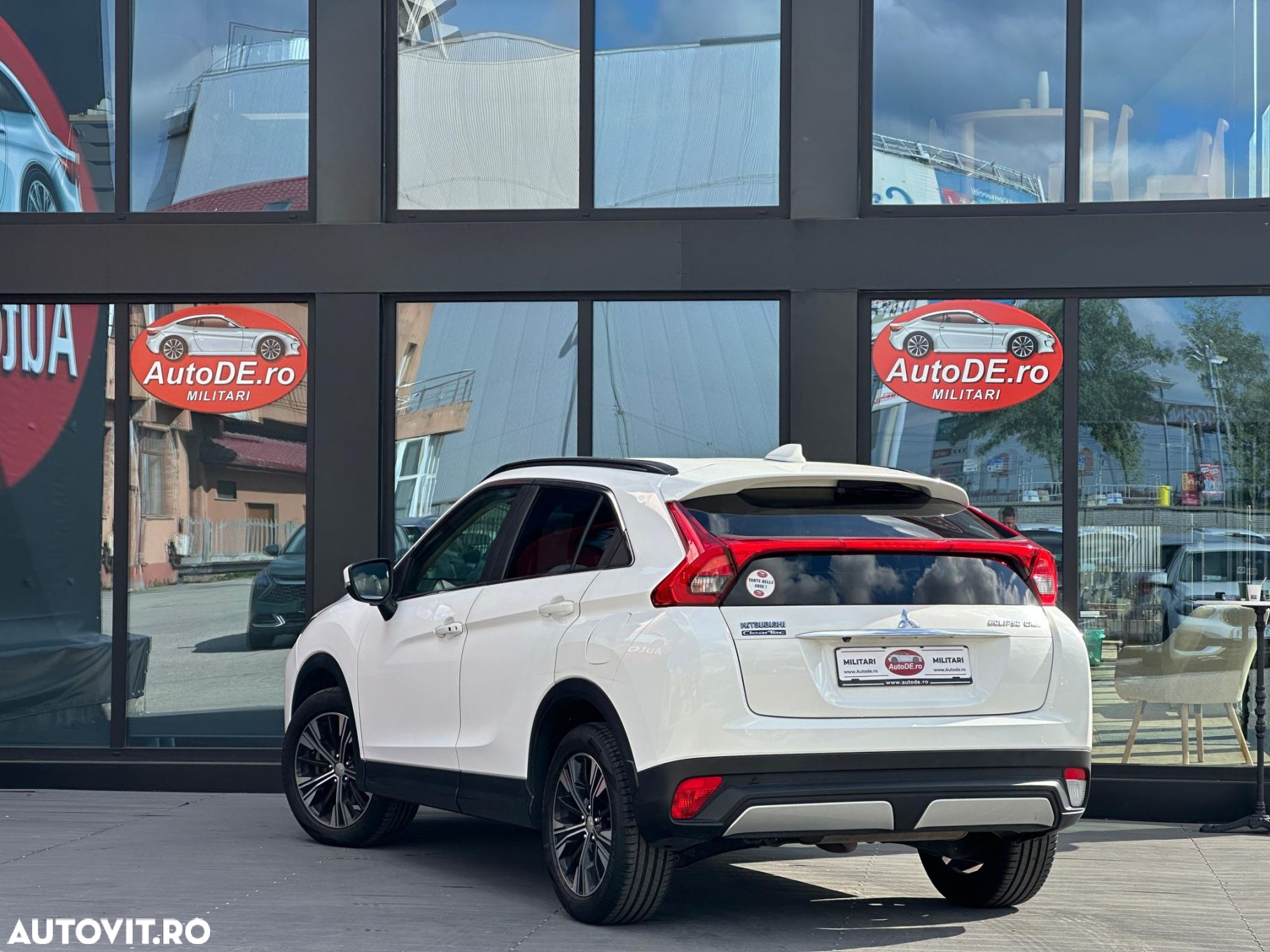 Mitsubishi Eclipse-Cross - 4