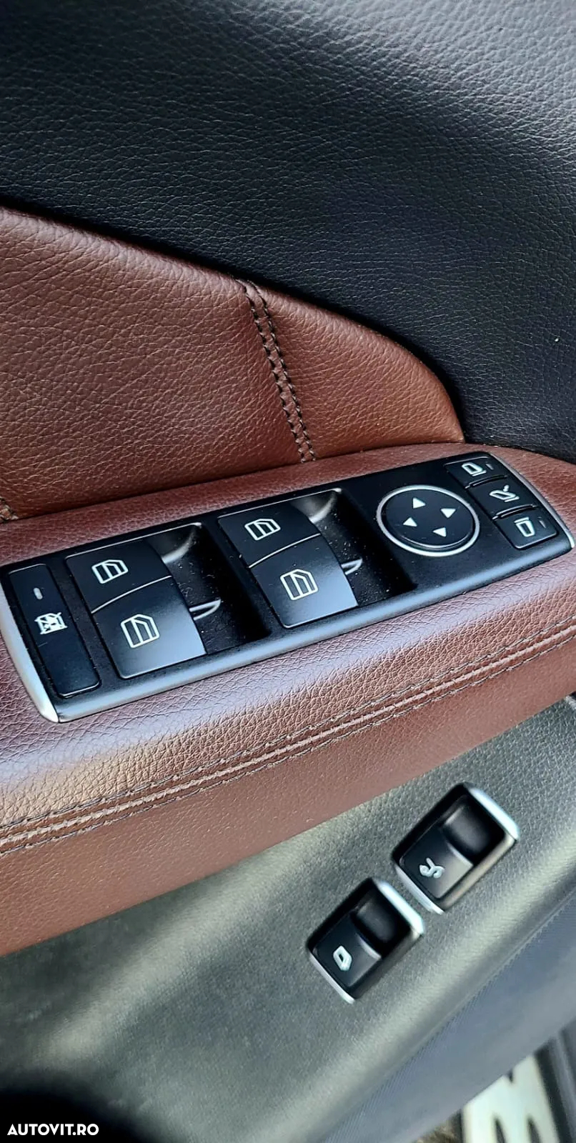 Mercedes-Benz GL 350 BlueTEC 4Matic 7G-TRONIC - 7