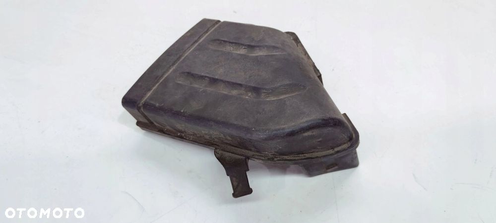 DOLOT WLOT POWIETRZA AUDI A4 B7 8E0129617D - 1