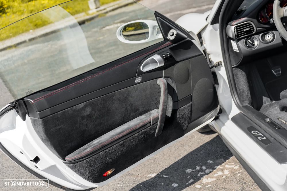 Porsche 911 (997) GT2 - 13