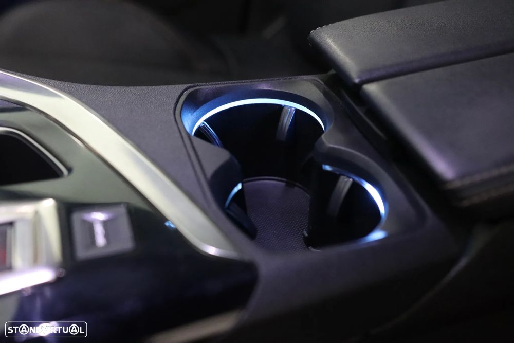 Peugeot 5008 BlueHDI 130 EAT8 GT - 32