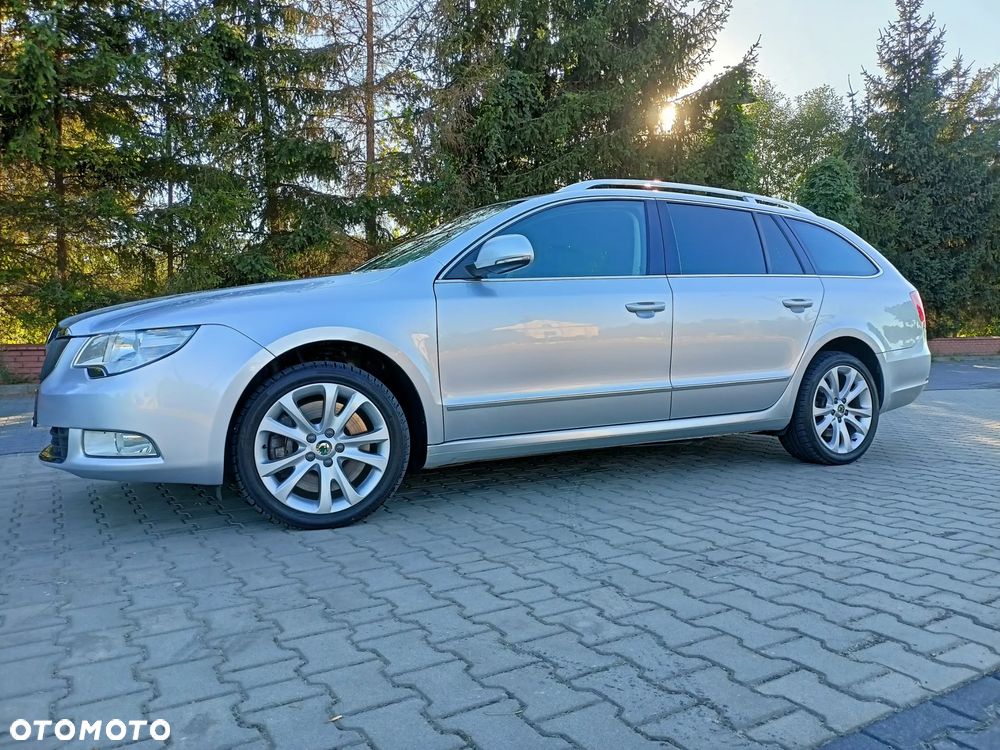 Skoda Superb 3.6 V6 4x4 DSG Elegance - 4