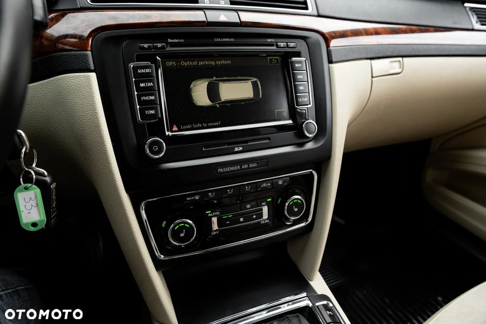 Skoda Superb 3.6 V6 4x4 DSG Elegance - 35