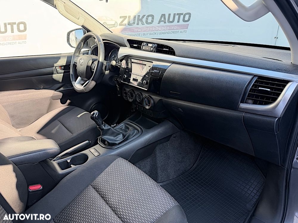 Toyota Hilux - 8