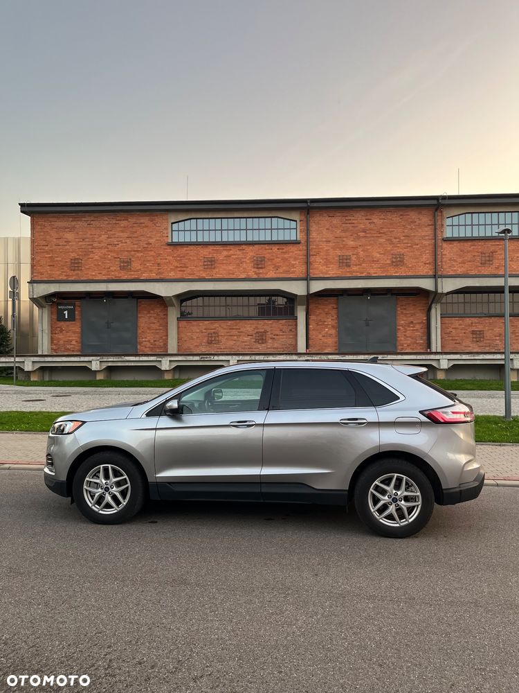 Ford Edge - 8