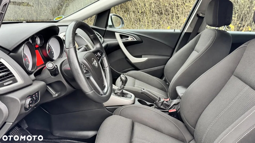 Opel Astra 1.4 Turbo Sports Tourer Innovation - 19