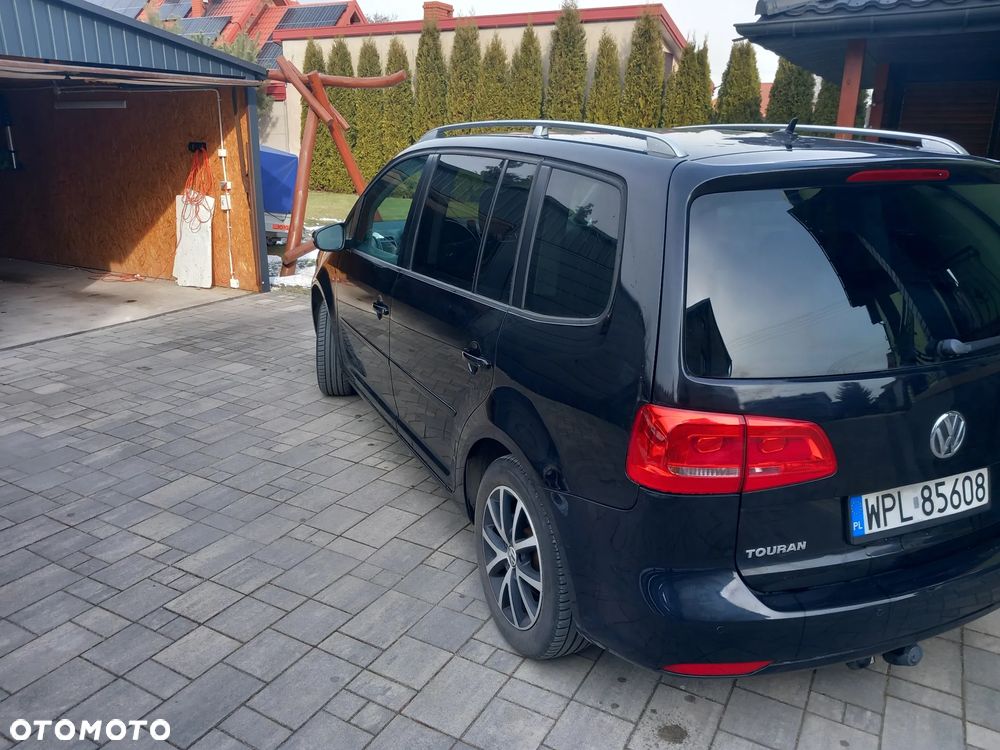 Volkswagen Touran - 7