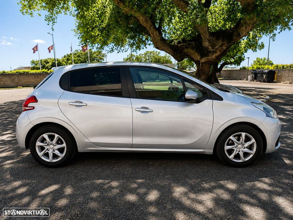 Peugeot 208 1.2 PureTech Active - 7