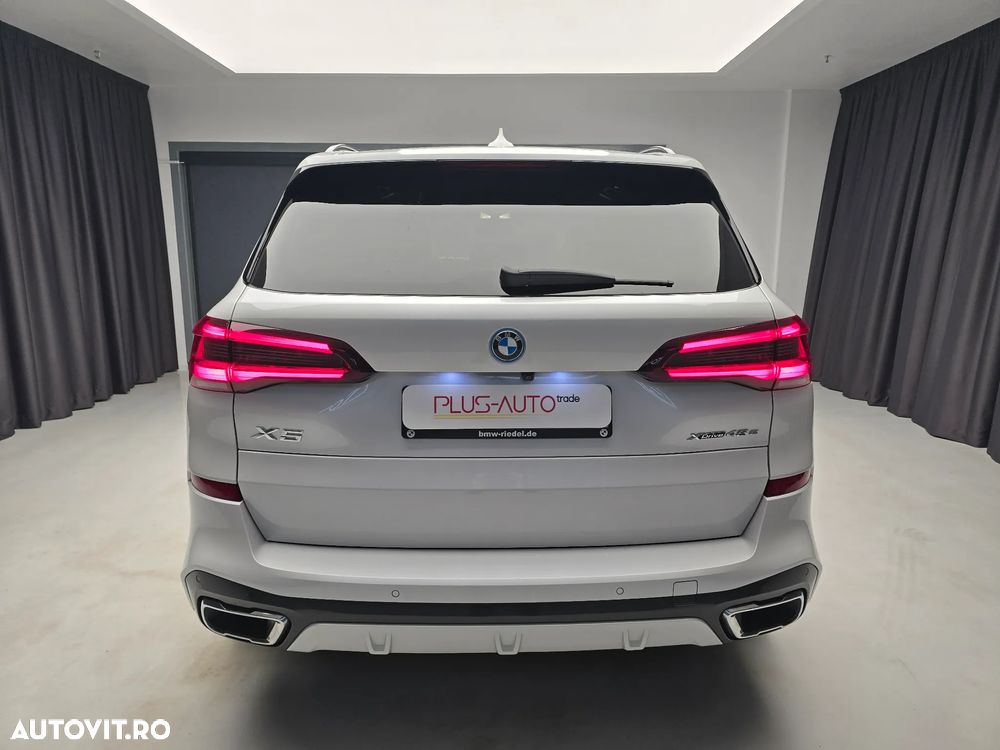 BMW X5 xDrive45e - 16