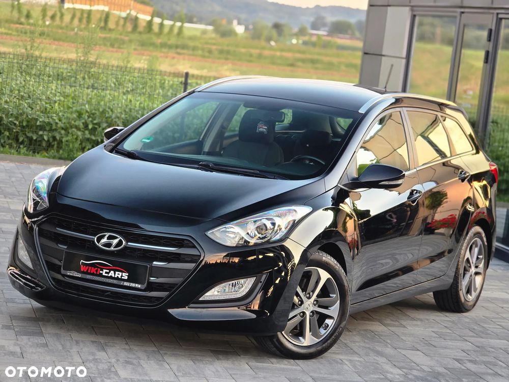 Hyundai i30 Kombi 1.6 GDi DCT Premium - 2